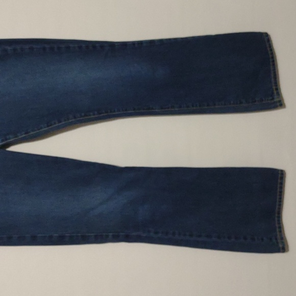 Vintage Levi's 515 Nouveau Retro Y2K Style  Low Rise Boot Cut Jeans size 6 - Picture 15 of 17